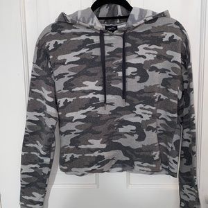 Rue 21, comfy cropped sweatshirt, grey camouflage